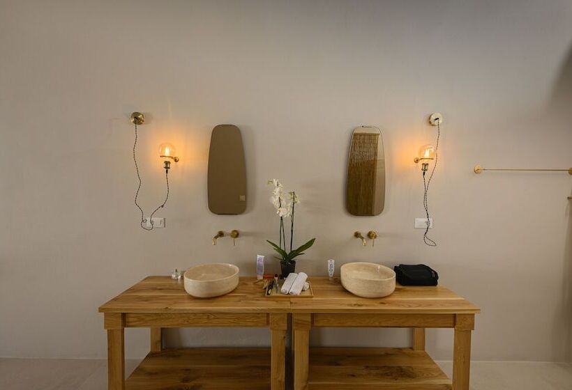 Bed and Breakfast Elements Cave Suites