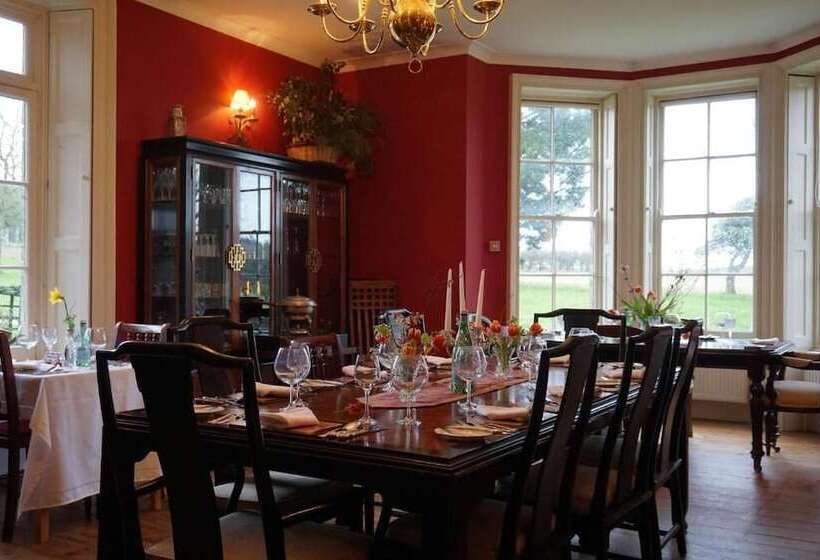 مبيت وإفطار Red Lodge Country House