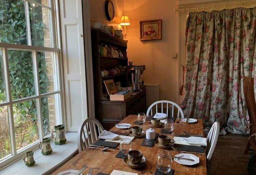 مبيت وإفطار Red Lodge Country House