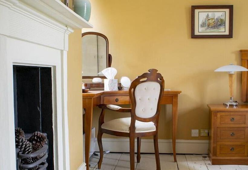 مبيت وإفطار Red Lodge Country House