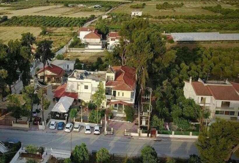 צימר Vasilios Marinos Rooms