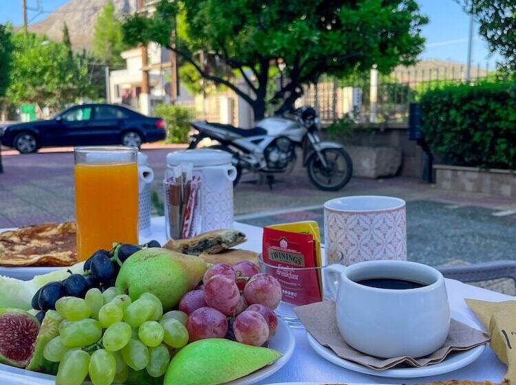 צימר Vasilios Marinos Rooms