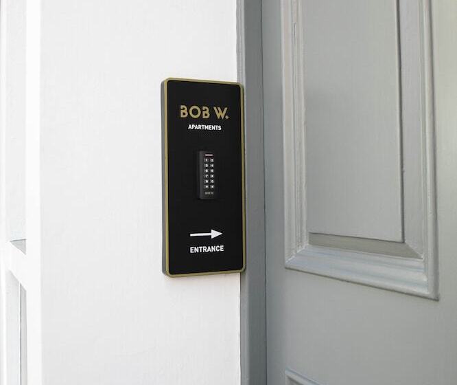 Bob W Commercial House