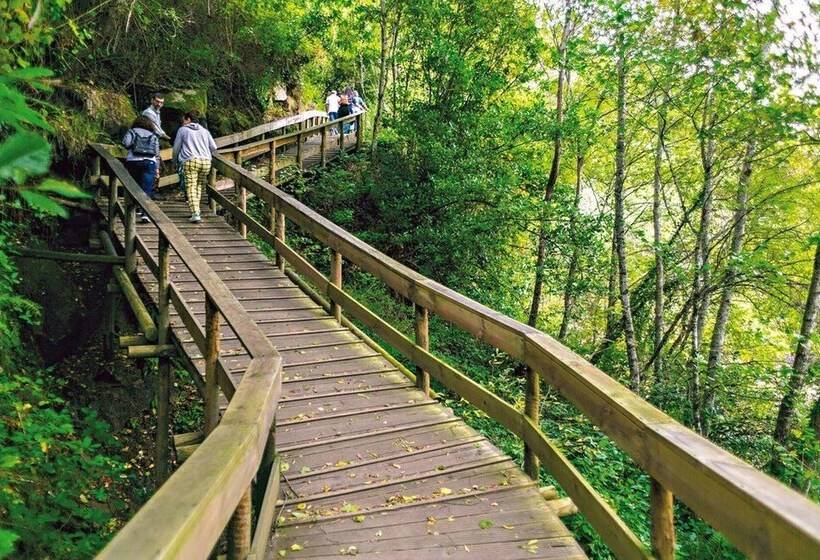 Remarkable 1 Bed Cottage In Arcos De Valdevez