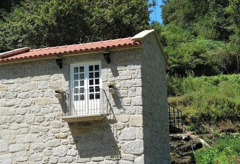Remarkable 1 Bed Cottage In Arcos De Valdevez