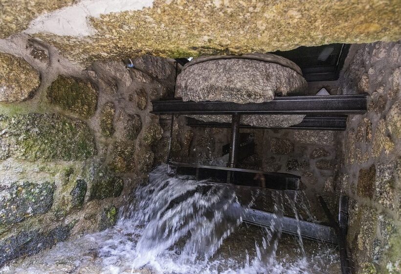 Remarkable 1 Bed Cottage In Arcos De Valdevez