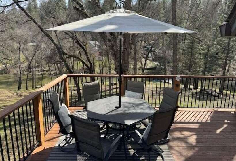 Cozy Cabin On The Cove   Lakefront With Private Dock By Yosemite Region Resorts