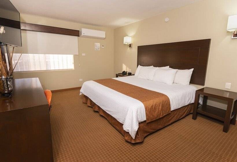 El Camino Hotel & Suites