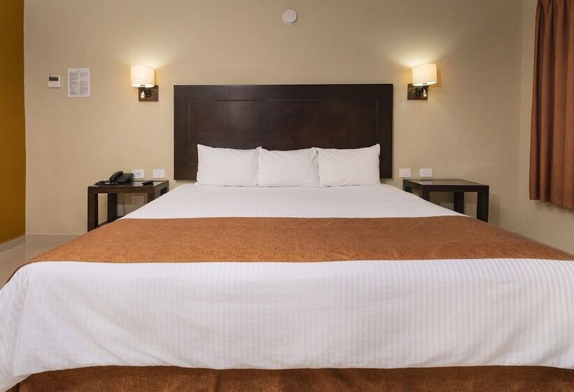 El Camino Hotel & Suites