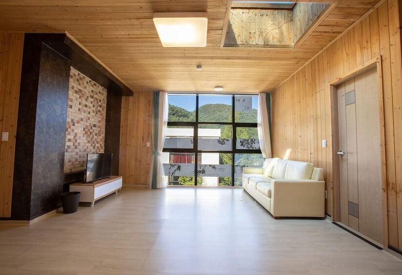 Gapyeong Yeolhodang Pension