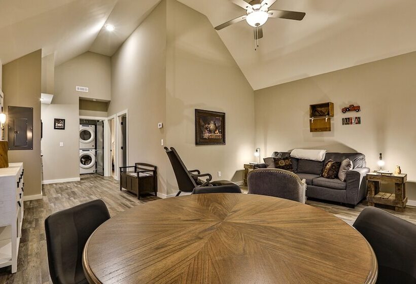 Villas At Gingershack Farms