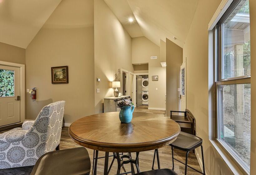 Villas At Gingershack Farms