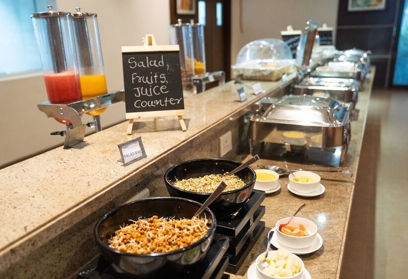 Greenleaf The Resort & Spa, Ganpatipule