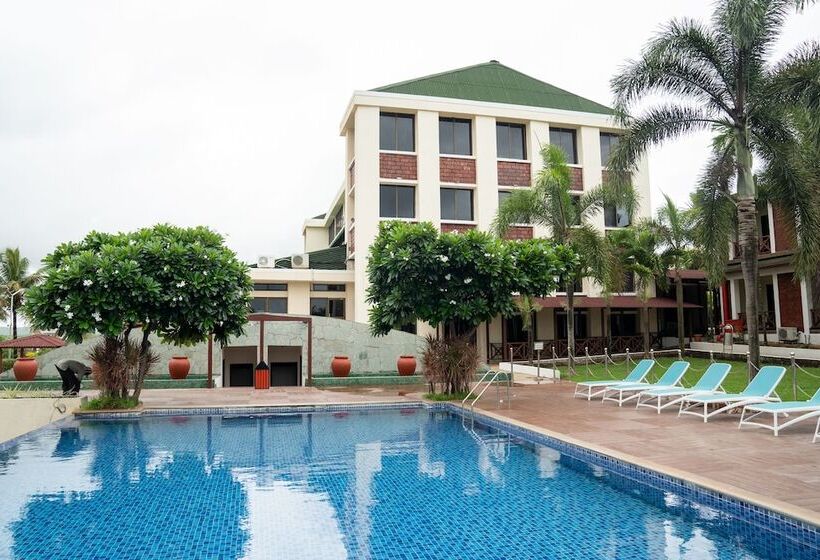 Greenleaf The Resort & Spa, Ganpatipule