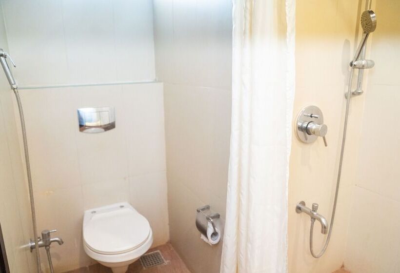 Greenleaf The Resort & Spa, Ganpatipule