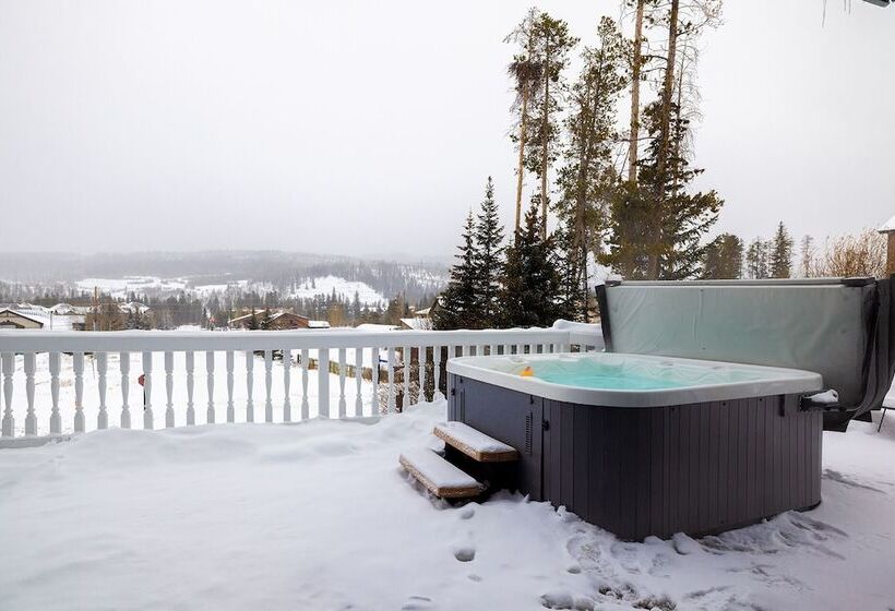 פונדק Winter Park Chateau