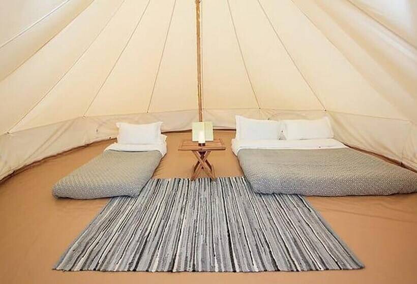 فندق 14  Zosma  Bell Tent Glamping Anglesey