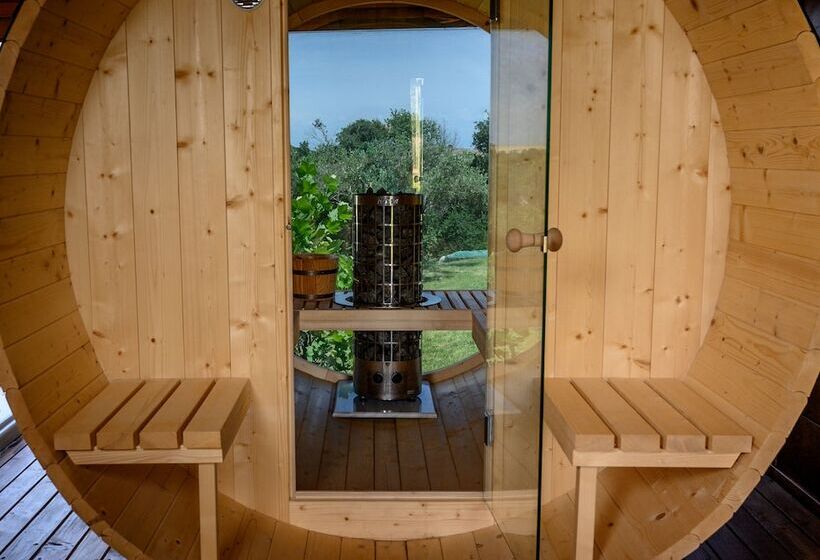 בית מלון כפרי 3 Hills Boutique