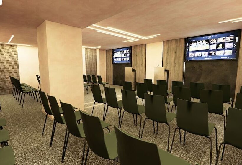 ホテル The Chania