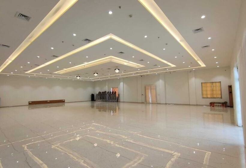 فندق Asopalav Lawns