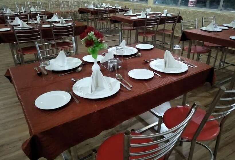 호텔 Brar Tiger Resort