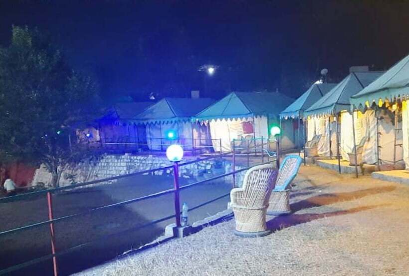 בית מלון כפרי Camp Awara Rishikesh