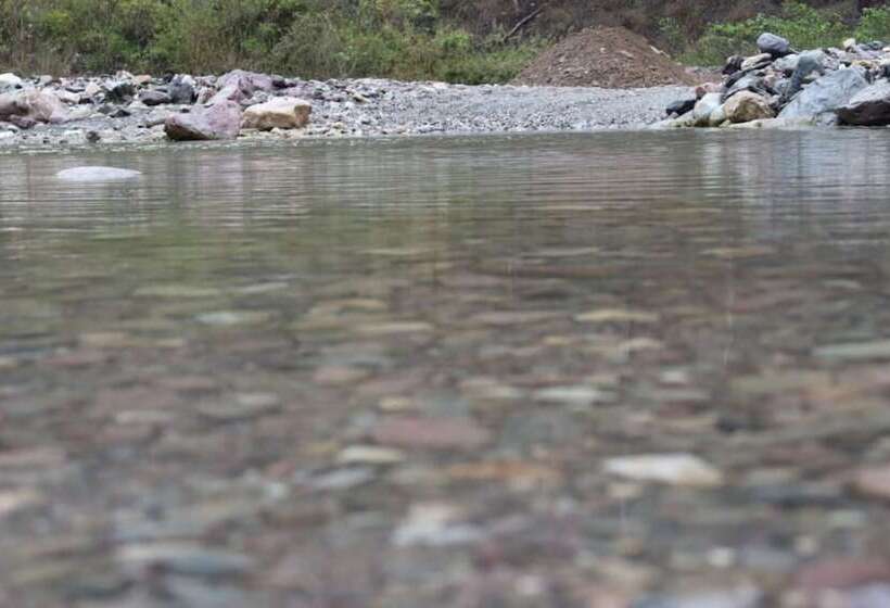 בית מלון כפרי Camp Awara Rishikesh