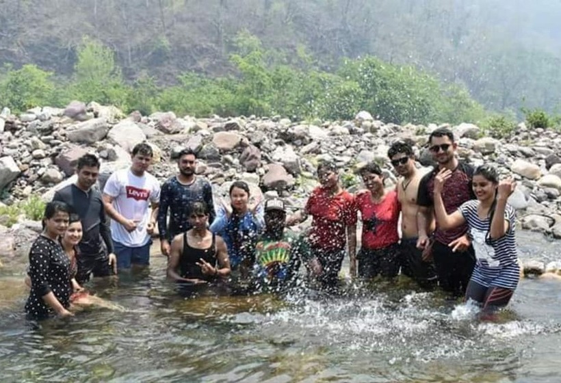 בית מלון כפרי Camp Awara Rishikesh