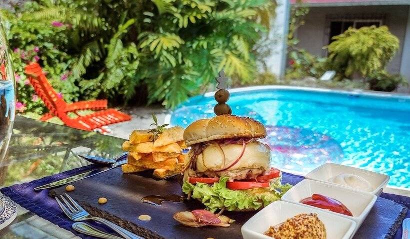 בית מלון כפרי Casa Madre Tierra