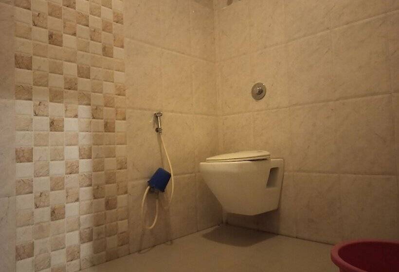 בית מלון כפרי Centre Point