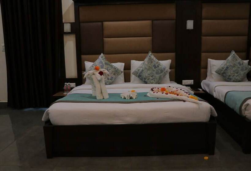 فندق Clarks Inn Express Bharatpur