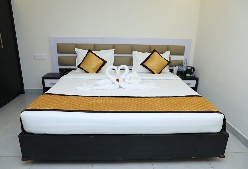 酒店 Clarks Inn Express Sirkazhi