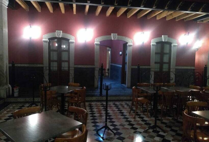 Отель Constitución