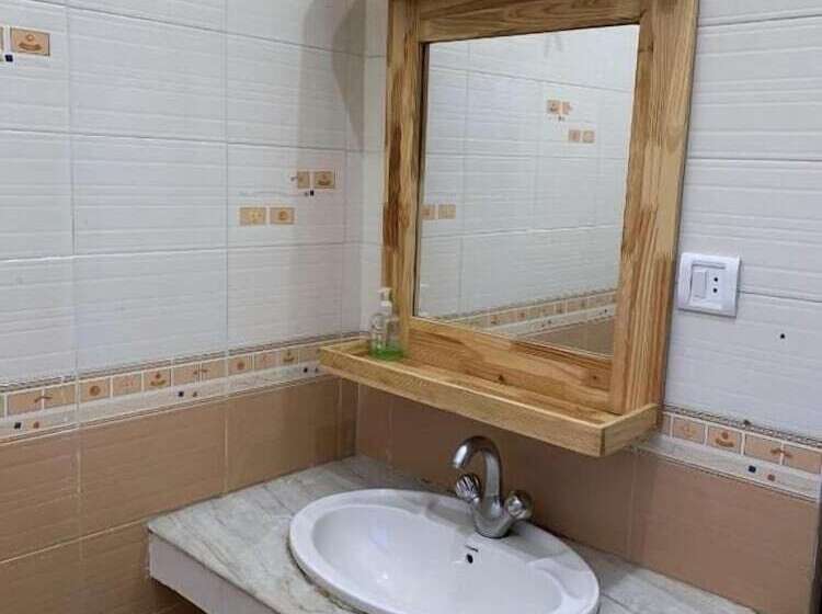 בית מלון כפרי Corbett Ambience Resort