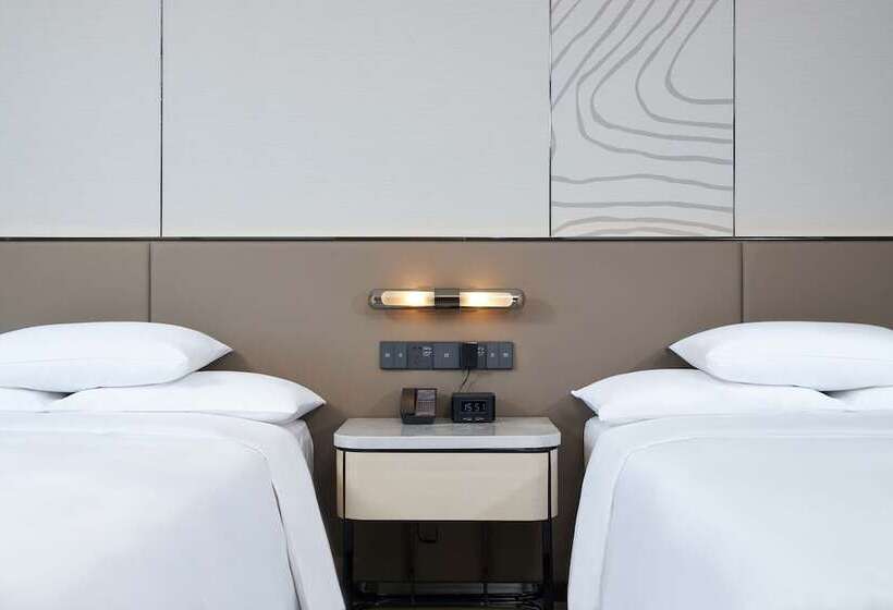 هتل Courtyard By Marriott Changchun