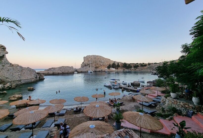 ホテル Delight Luxury Rooms