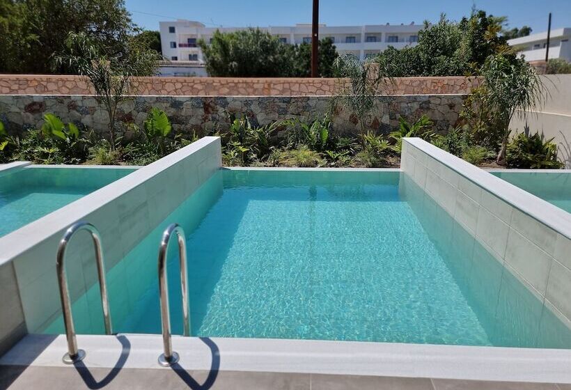 ホテル Delight Luxury Rooms