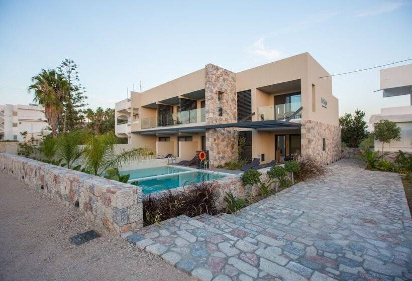 ホテル Delight Luxury Rooms