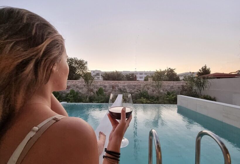 ホテル Delight Luxury Rooms