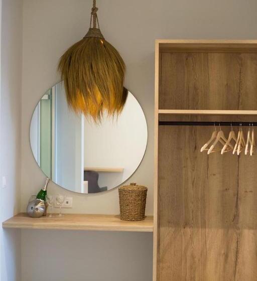 ホテル Delight Luxury Rooms