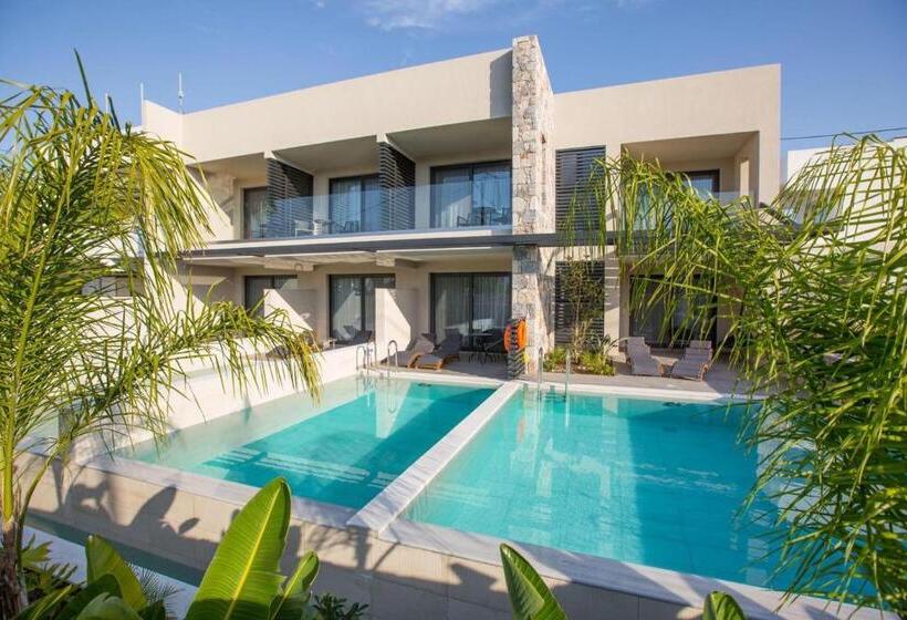 ホテル Delight Luxury Rooms