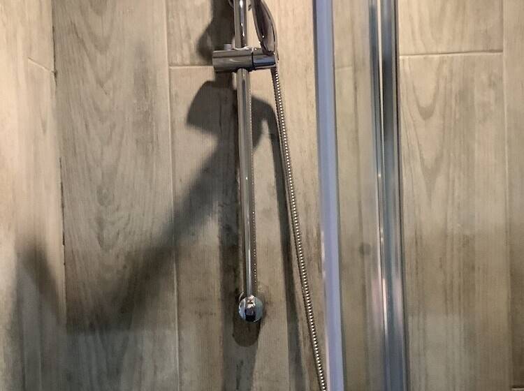 فندق Dobbin The Horse Box In The Lake District