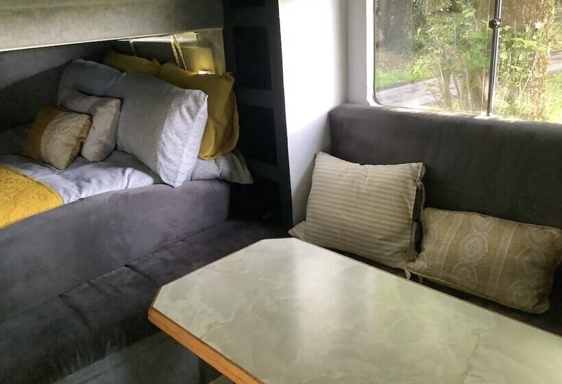 فندق Dobbin The Horse Box In The Lake District