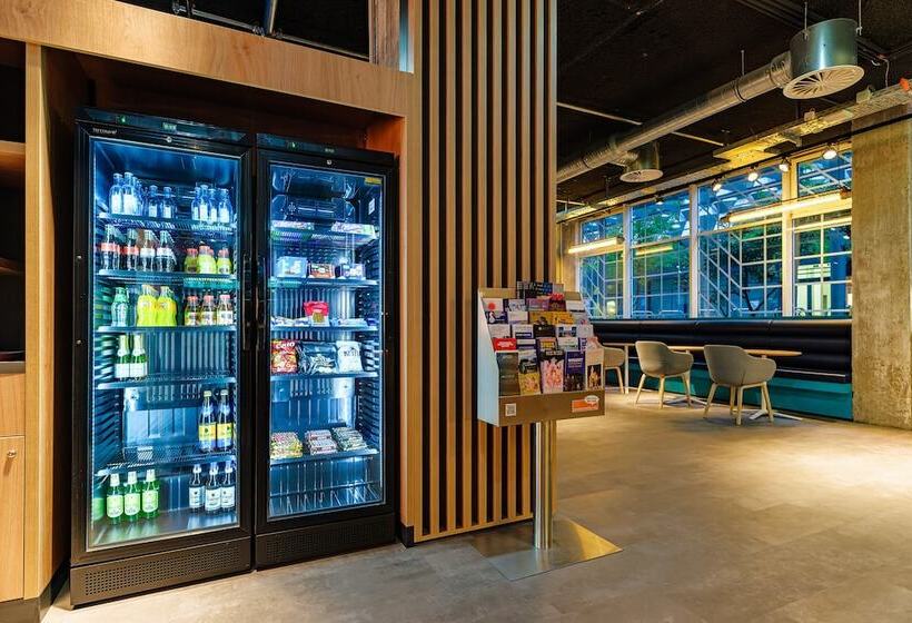 Отель Holiday Inn Express Dresden Zentrum, An Ihg