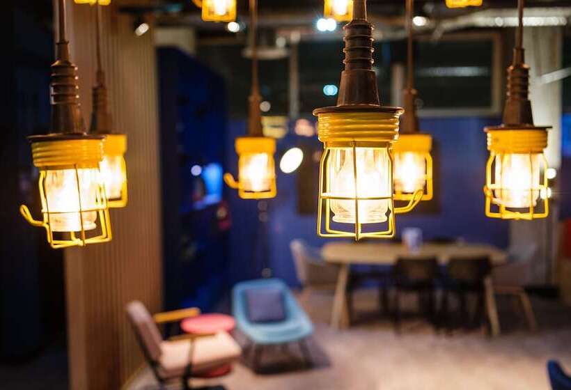 Отель Holiday Inn Express Dresden Zentrum, An Ihg