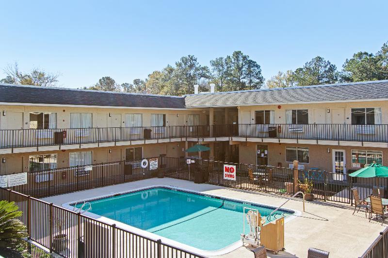 Capital O Hotel Richmond Hill/Savannah area I-95