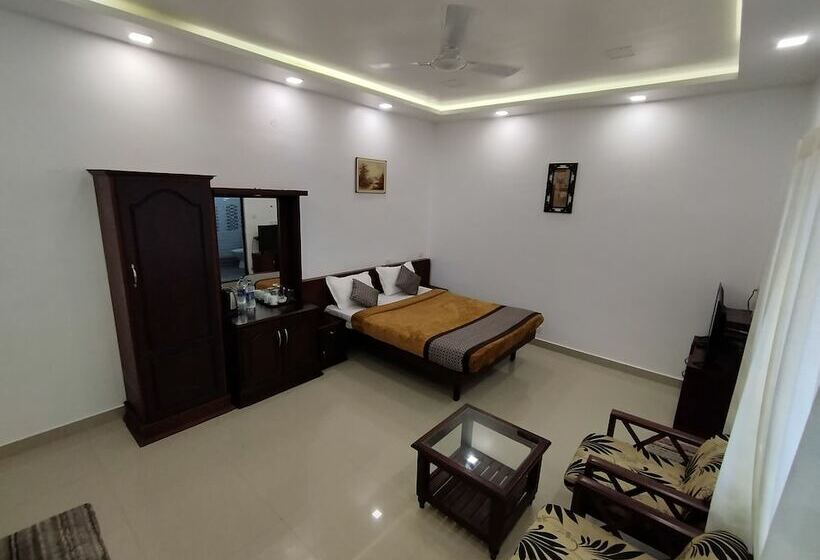 فندق Firefly Resort