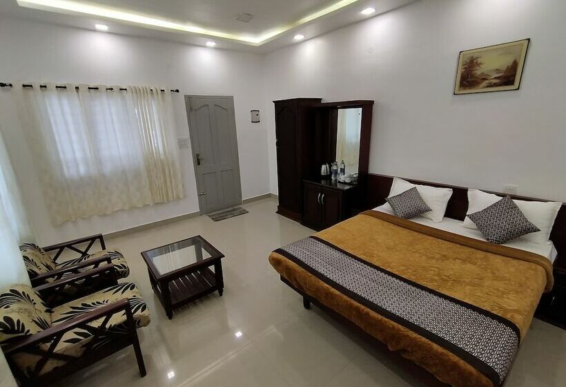 فندق Firefly Resort