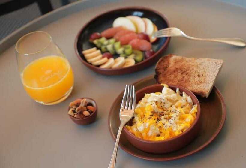 Отель Gaia Lodge