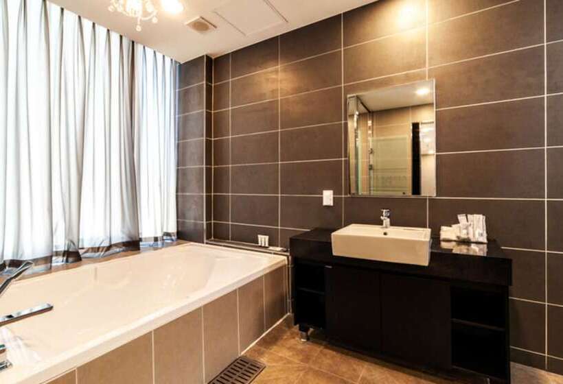 Отель Gangneung Olympia